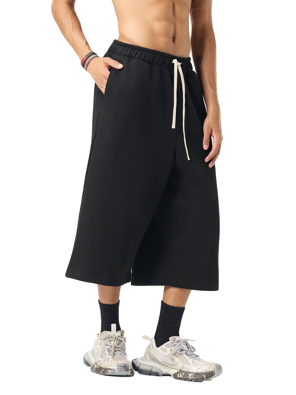 Relaxed Drawstring 3/4 Sweatpants